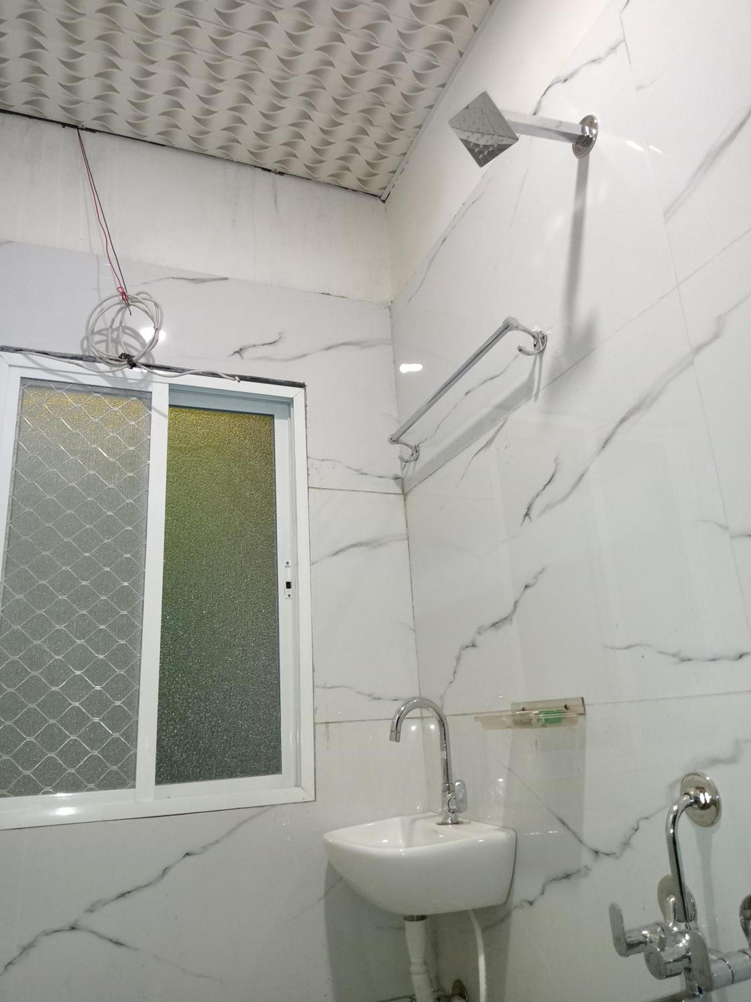 Hardik Palace 乌贾因 外观 照片